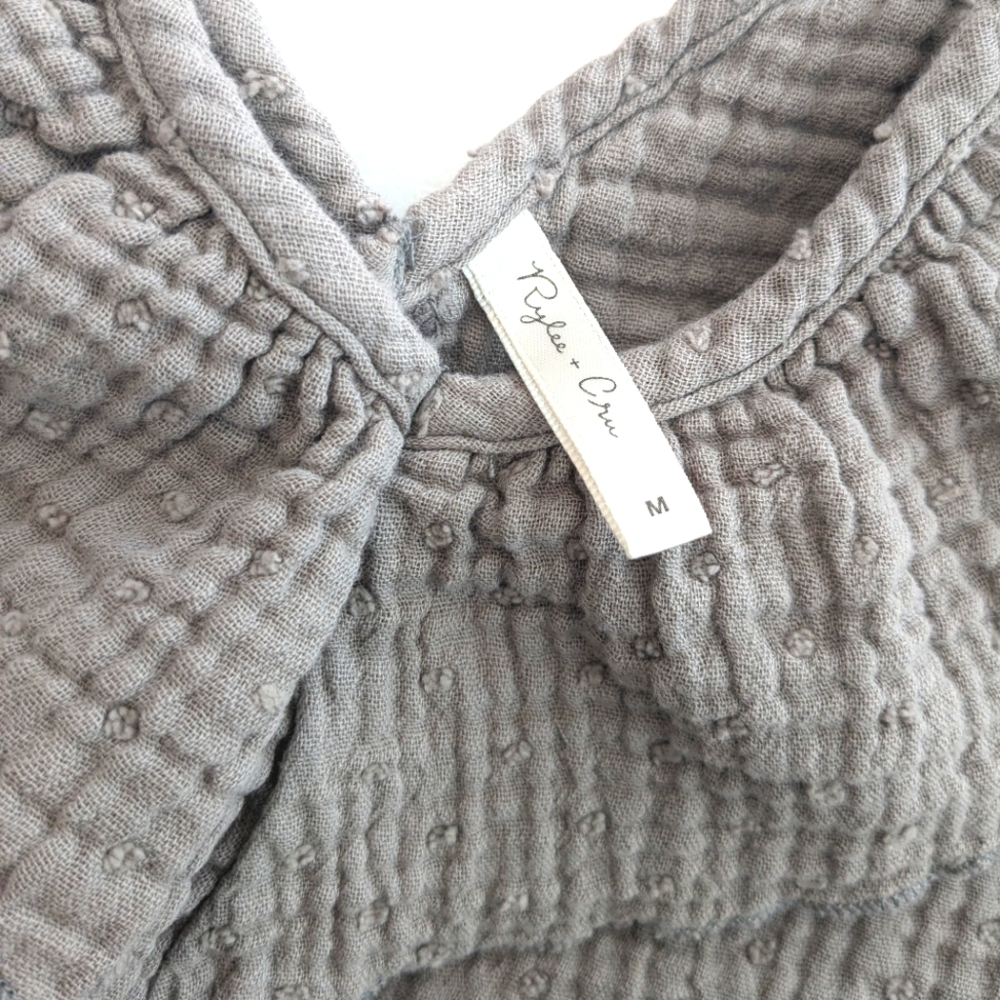 RYLEE + CRU Cropped Ruffled Tank - Picture 3 of 5